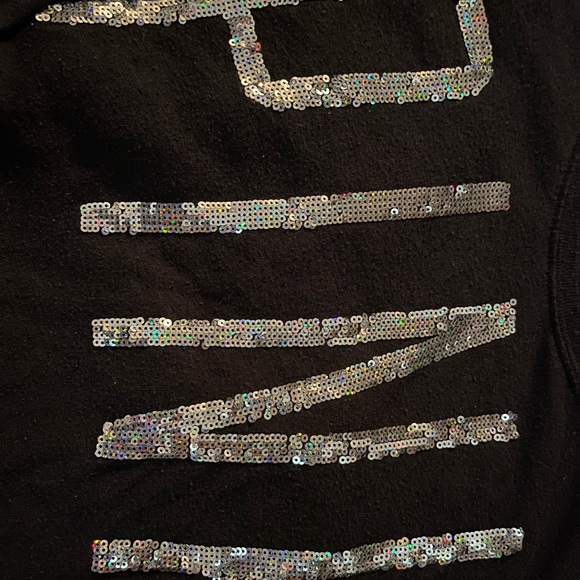 Victorias Secret PINK bling tee. Size medium. - Picture 2 of 4